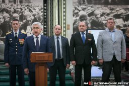 Выпускникам МАИ вручили офицерские погоны