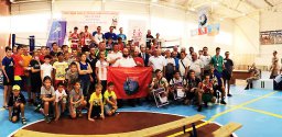 Прошли боксерские матчи «Плечом к плечу»