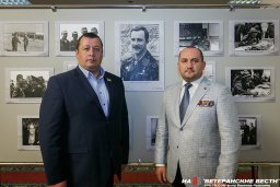 Поздравляем "Группу компаний "Роза ветров"!
