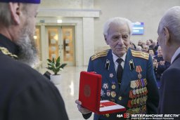 Московские ветераны получат выплаты к 9 мая