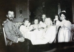 Форум: Сохранение наследия Николая II