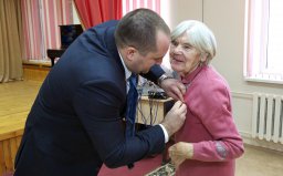 В Шумейке установили бюст Петра Великого