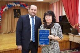 В Шумейке установили бюст Петра Великого