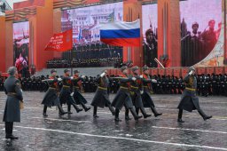 В Москве прошел торжественный марш