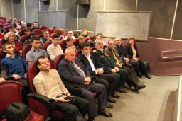 В столичной "Искре" чествовали призывников