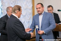 В.Калинин награждён "Великой Победой"