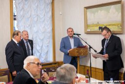 В.Калинин награждён "Великой Победой"