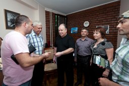 Спецназ в... театре на Таганке!