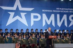 Ветераны посетили форум "Армия-2015"