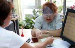 В Москве увеличили пенсию и соцвыплаты