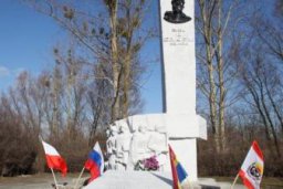 С.Нефедов: О советских памятниках в Европе