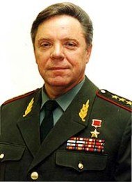 "С новым годом, боевые товарищи..."