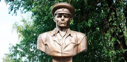 В Твери открыли памятник В.Ф.Маргелову