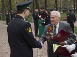 "Присягаю на верность народу России и Закону"
