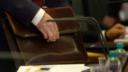 Антикоррупционеры идут в правительство