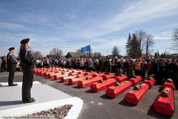 525 павших воинов захоронили в Мясном Бору