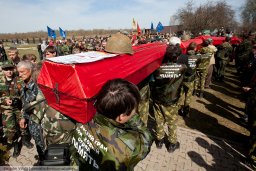 525 павших воинов захоронили в Мясном Бору