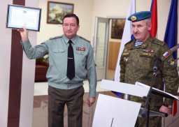 Суворовцам Перми ветераны подарили книги