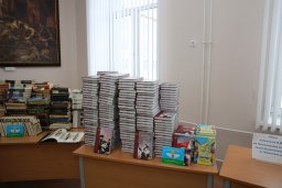 Суворовцам Перми ветераны подарили книги