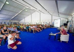 Крымская "Таврида" объединила молодежь