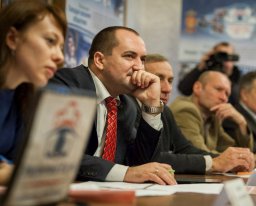 В.Калинин: "Мне нравится менять реальность"