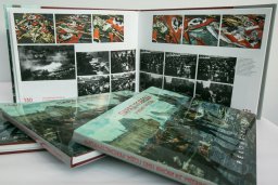 Книга в память о Параде Победы 1945-го...