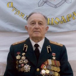 Константин Попов